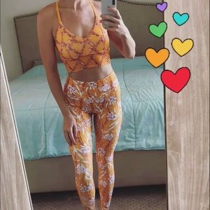 Fabletics Like New Matching Set 2 Piece